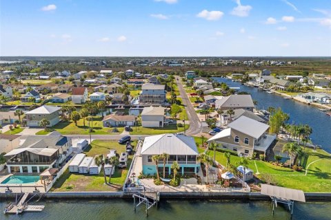 Casa en venta en Hernando Beach, Florida, 3 dormitorios, 163.51 m2 № 1587412 - foto 6