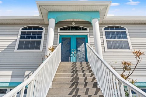 Casa en venta en Hernando Beach, Florida, 3 dormitorios, 163.51 m2 № 1587412 - foto 2