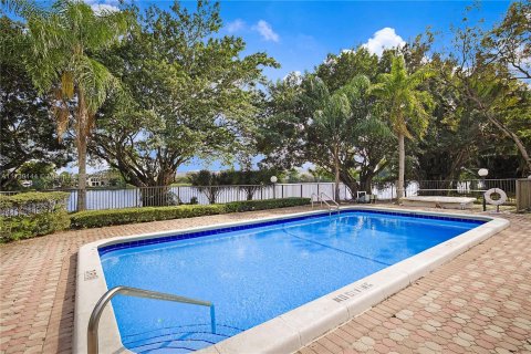 Condo in Lauderhill, Florida, 1 bedroom  № 1487890 - photo 24