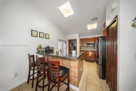 Купить виллу или дом в Майами, Флорида 4 спальни, 151.06м2, № 1924966 - фото 5