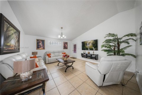 Купить виллу или дом в Майами, Флорида 4 спальни, 151.06м2, № 1924966 - фото 24