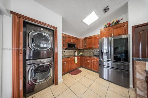 Купить виллу или дом в Майами, Флорида 4 спальни, 151.06м2, № 1924966 - фото 20