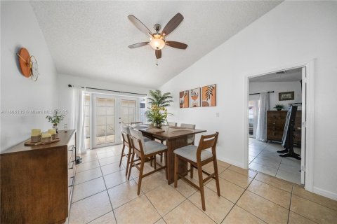 Купить виллу или дом в Майами, Флорида 4 спальни, 151.06м2, № 1924966 - фото 22