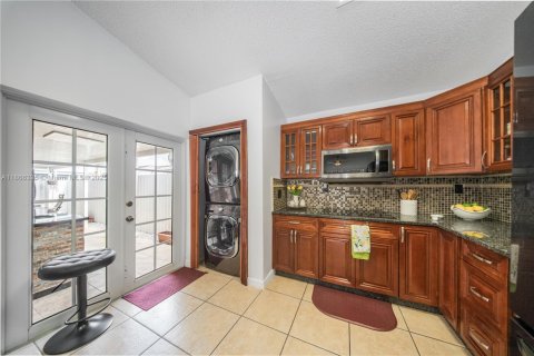 Купить виллу или дом в Майами, Флорида 4 спальни, 151.06м2, № 1924966 - фото 3