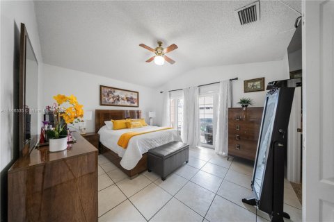 Купить виллу или дом в Майами, Флорида 4 спальни, 151.06м2, № 1924966 - фото 11
