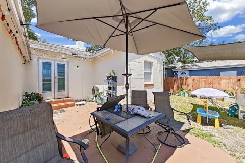 Villa ou maison à vendre à Saint Petersburg, Floride: 2 chambres, 96.25 m2 № 2210417 - photo 25