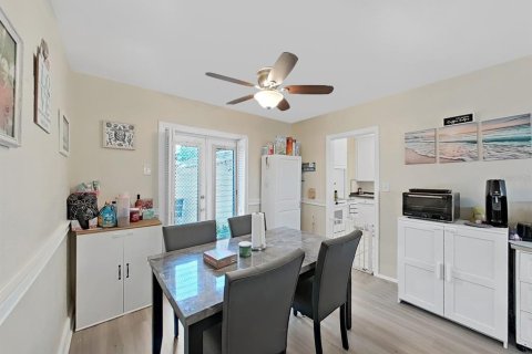 Villa ou maison à vendre à Saint Petersburg, Floride: 2 chambres, 96.25 m2 № 2210417 - photo 8