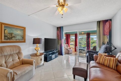Copropriété à vendre à Lauderdale Lakes, Floride: 1 chambre, 71.35 m2 № 2023736 - photo 8