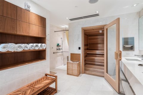 Купить кондоминиум в Майами, Флорида 2 спальни, 239.69м2, № 2035692 - фото 30