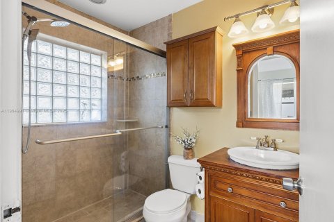 House in Miramar, Florida 3 bedrooms, 113.43 sq.m. № 1969752 - photo 13