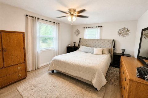 Casa en venta en Alachua, Florida, 4 dormitorios, 231.33 m2 № 2198570 - foto 13