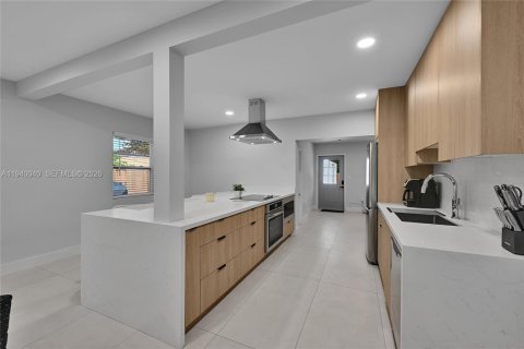 Купить коммерческую недвижимость в Форт-Лодердейл, Флорида 144.18м2, № 1997330 - фото 8