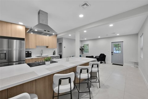 Купить коммерческую недвижимость в Форт-Лодердейл, Флорида 144.18м2, № 1997330 - фото 10