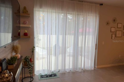 Touwnhouse à vendre à Kissimmee, Floride: 3 chambres, 127.55 m2 № 2150970 - photo 15