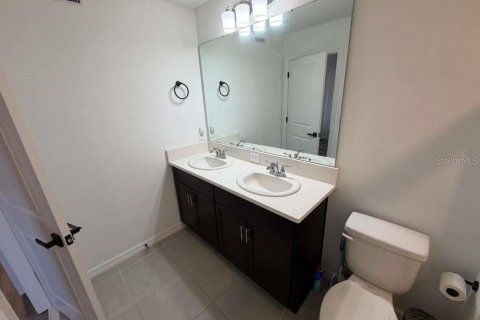 Touwnhouse à vendre à Kissimmee, Floride: 3 chambres, 127.55 m2 № 2150970 - photo 19
