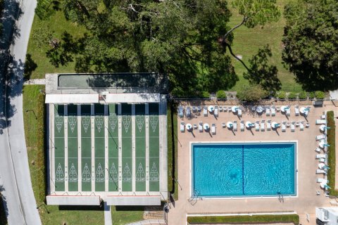 Condo in Stuart, Florida, 2 bedrooms № 2241140 - photo 3