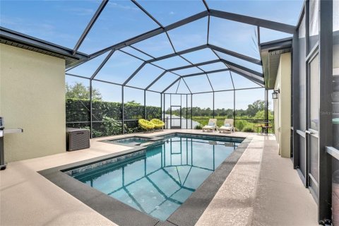 House in Winter Garden, Florida 4 bedrooms, 278.43 sq.m. № 1880691 - photo 21