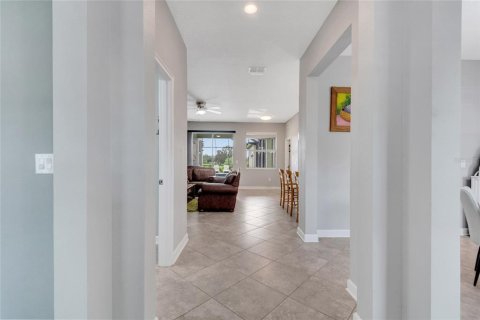 House in Winter Garden, Florida 4 bedrooms, 278.43 sq.m. № 1880691 - photo 28