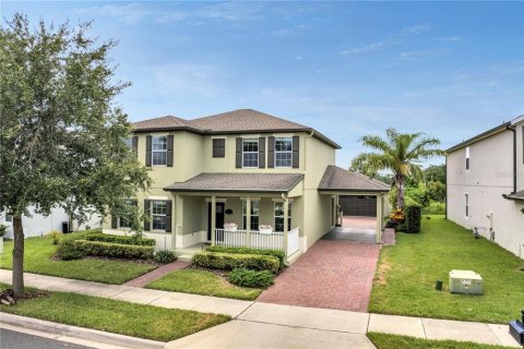 House in Winter Garden, Florida 4 bedrooms, 278.43 sq.m. № 1880691 - photo 2