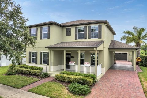 House in Winter Garden, Florida 4 bedrooms, 278.43 sq.m. № 1880691 - photo 1