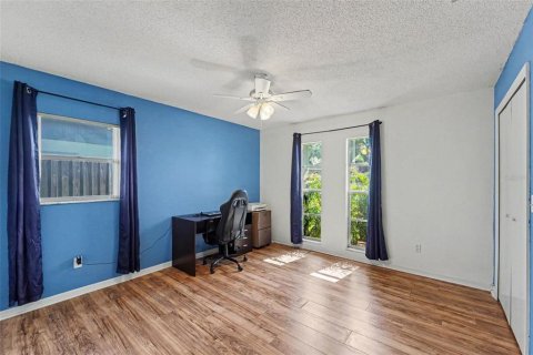 Casa en venta en Port Richey, Florida, 3 dormitorios, 156.45 m2 № 2345102 - foto 19