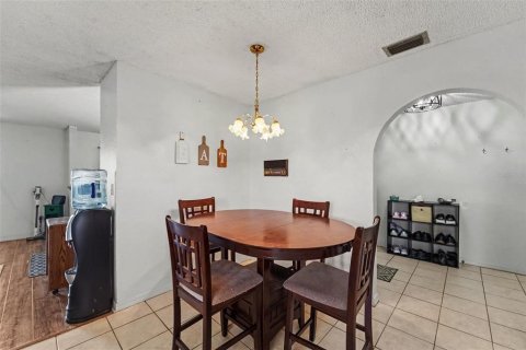 Casa en venta en Port Richey, Florida, 3 dormitorios, 156.45 m2 № 2345102 - foto 7