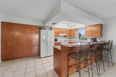 Casa en venta en Port Richey, Florida, 3 dormitorios, 156.45 m2 № 2345102 - foto 5