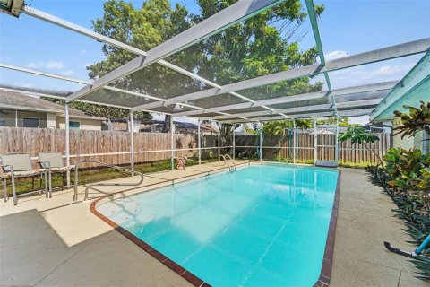 Casa en venta en Port Richey, Florida, 3 dormitorios, 156.45 m2 № 2345102 - foto 2