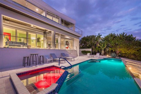 Casa en venta en Sarasota, Florida, 5 dormitorios, 397.99 m2 № 2151688 - foto 15