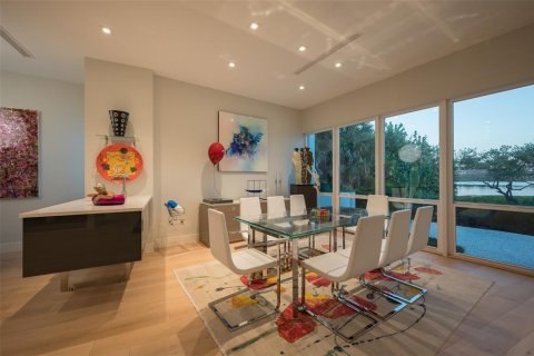 Casa en venta en Sarasota, Florida, 5 dormitorios, 397.99 m2 № 2151688 - foto 6