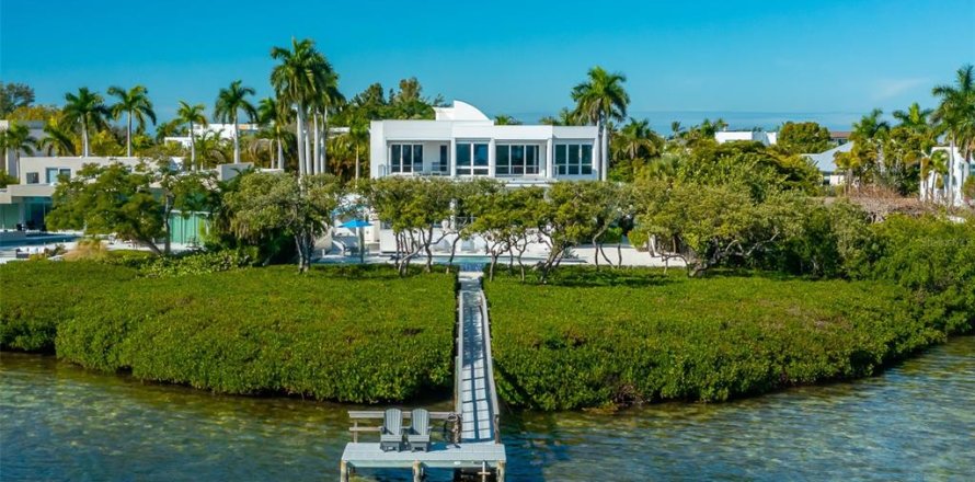 Casa en Sarasota, Florida 5 dormitorios, 397.99 m2 № 2151688