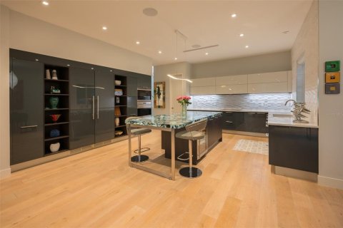 Casa en venta en Sarasota, Florida, 5 dormitorios, 397.99 m2 № 2151688 - foto 11