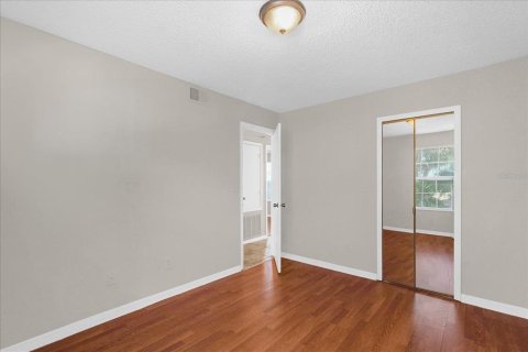 Купить кондоминиум в Киссимми, Флорида 7 комнат, 119.57м2, № 2150453 - фото 18