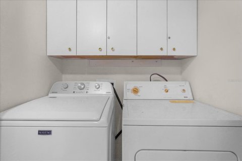 Купить кондоминиум в Киссимми, Флорида 7 комнат, 119.57м2, № 2150453 - фото 13