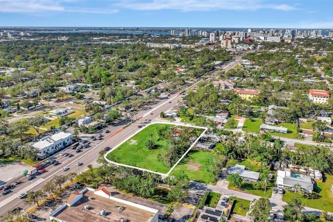 Terreno en venta en Sarasota, Florida № 1733600 - foto 3