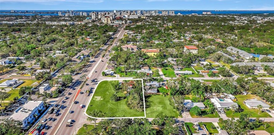 Land in Sarasota, Florida № 1733600