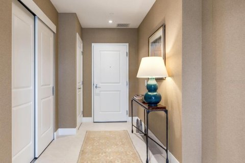 Condo in Tampa, Florida, 4 bedrooms  № 2147782 - photo 6