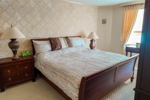 Copropriété à louer à Hallandale Beach, Floride: 2 chambres, 128.21 m2 № 1939990 - photo 16