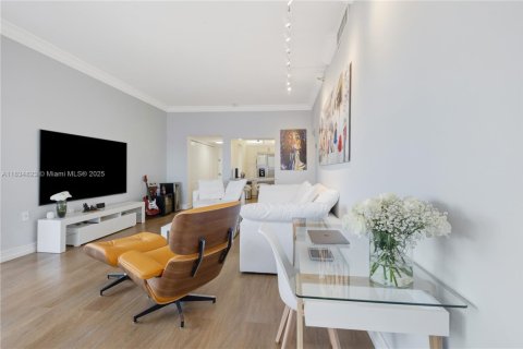 Снять в аренду кондоминиум в Авентура, Флорида 2 спальни, 106.19м2, № 1957900 - фото 4