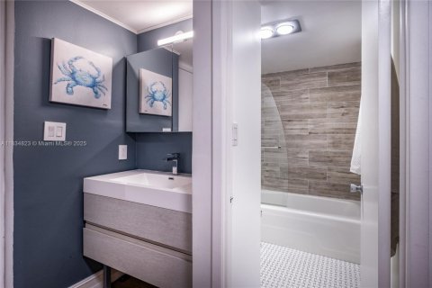Снять в аренду кондоминиум в Авентура, Флорида 2 спальни, 106.19м2, № 1957900 - фото 12
