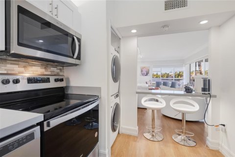 Снять в аренду кондоминиум в Авентура, Флорида 2 спальни, 106.19м2, № 1957900 - фото 7