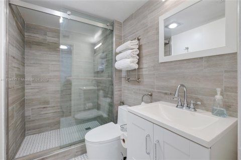 Снять в аренду кондоминиум в Авентура, Флорида 2 спальни, 106.19м2, № 1957900 - фото 16