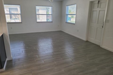 Casa en alquiler en Palmetto, Florida, 4 dormitorios, 141.95 m2 № 1915926 - foto 16
