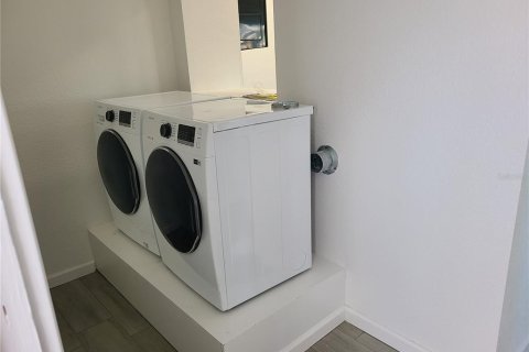Снять в аренду виллу или дом в Пальметто, Флорида 4 спальни, 141.95м2, № 1915926 - фото 15