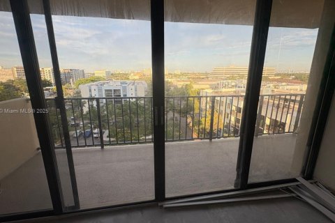 Copropriété à louer à North Miami, Floride: 2 chambres, 117.06 m2 № 1930407 - photo 18