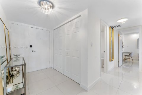 Copropriété à vendre à Lauderdale-by-the-Sea, Floride: 2 chambres, 116.13 m2 № 2078453 - photo 18