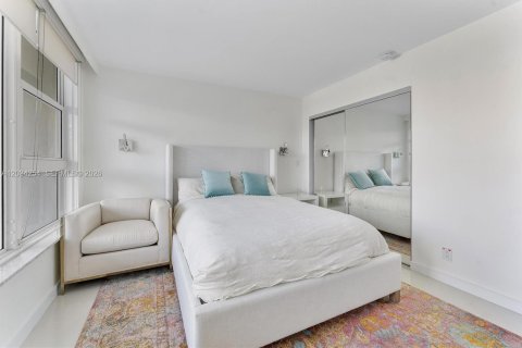 Copropriété à vendre à Lauderdale-by-the-Sea, Floride: 2 chambres, 116.13 m2 № 2078453 - photo 20