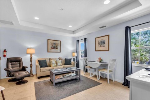 Condo in Englewood, Florida, 2 bedrooms  № 1632482 - photo 19