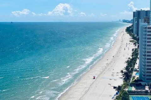 Copropriété à vendre à Fort Lauderdale, Floride: 1 chambre, 122.63 m2 № 2084395 - photo 4