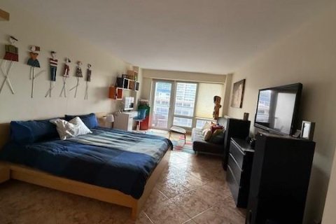 Copropriété à vendre à Fort Lauderdale, Floride: 1 chambre, 122.63 m2 № 2084395 - photo 9
